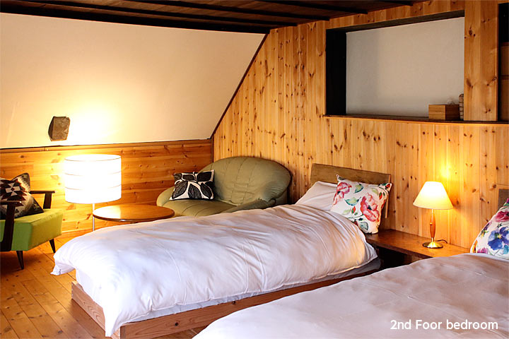 寝室B（2階-10畳）